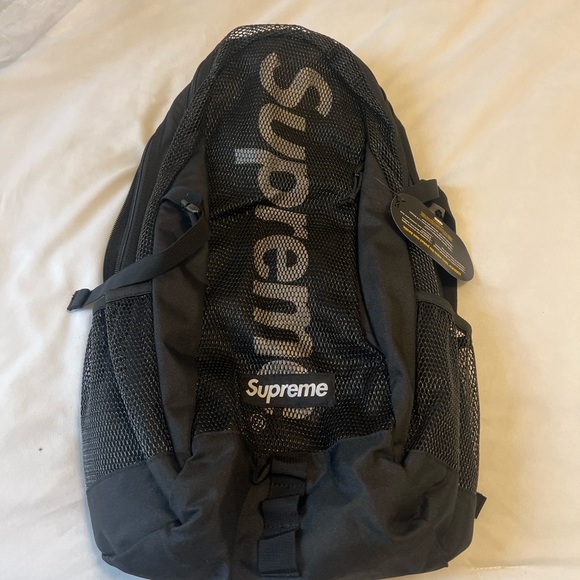 Supreme Black Mesh Backpack - Picture 1 of 3
